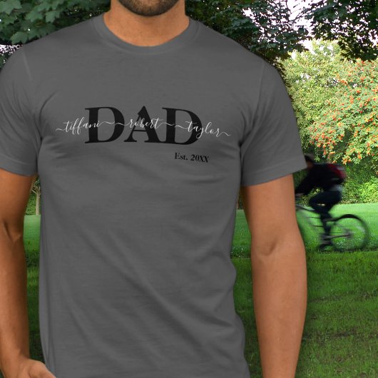 パパ+子供たちの名前+創立年 Tシャツ