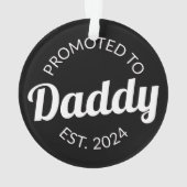 パパEstに昇格。2024 I オーナメント (裏面)