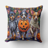 パピヨン犬のトリックまたは治療ハロウィーンコスチューム クッション (正面)