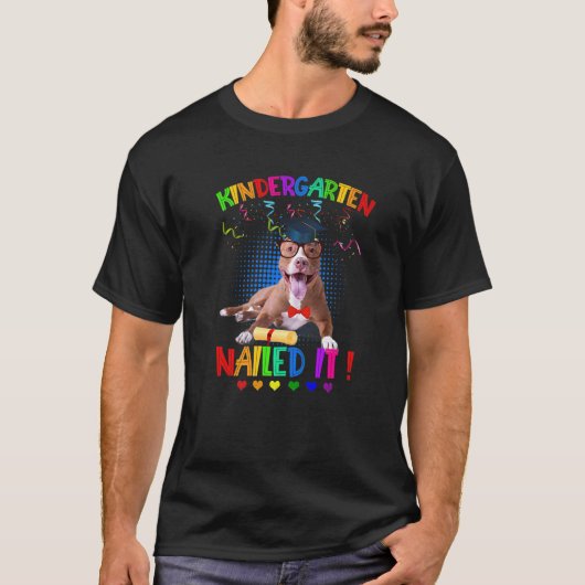 パピヨン・ピットブル犬の卒業 クラスオブ22 幼稚園 Tシャツ (正面)