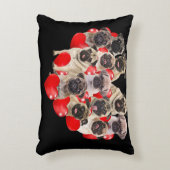 パピーパグズドッグハート |バレンタインデーのプレゼント アクセントクッション (正面(垂直))