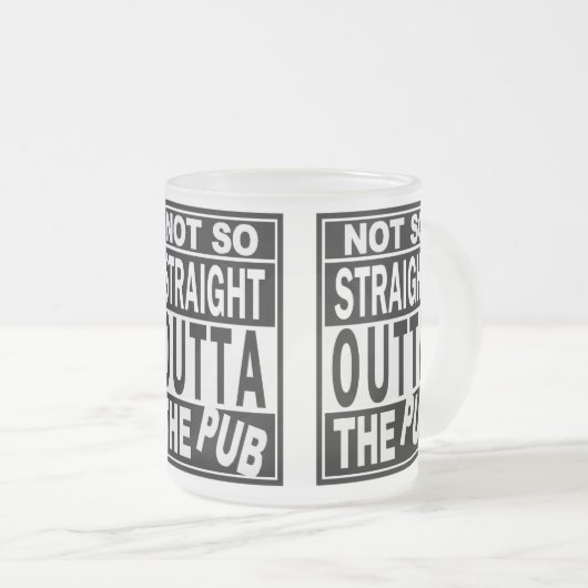 パブの飲み物のユーモアをストレートに出ない2 フロストグラスマグカップ (正面右)