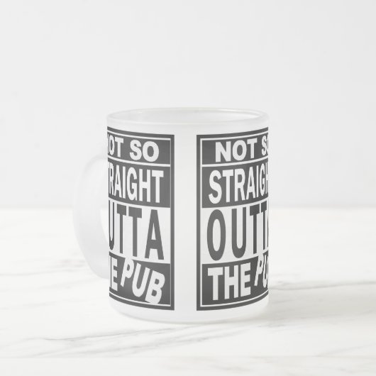 パブの飲み物のユーモアをストレートに出ない2 フロストグラスマグカップ (正面左)