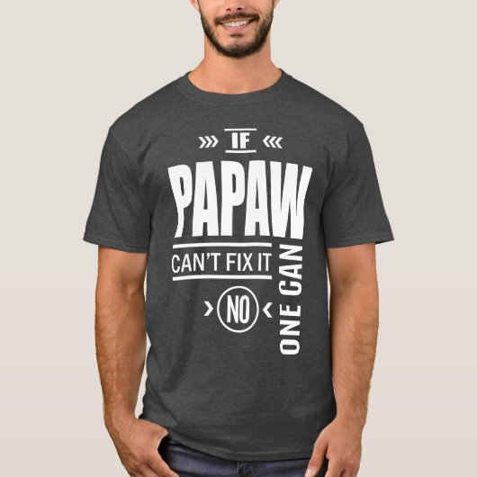 パプもしーは誰も修正できない Tシャツ (正面)