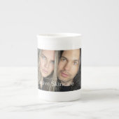 パマロティオングローカップ – Sip & Shine ボーンチャイナマグカップ (正面)