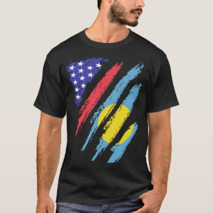パラウアンアメリカン・パトリオット栽培ハートストライプ国旗 Tシャツ