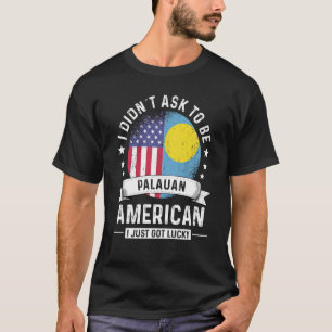 パラウアン・アメリカ愛国者のユーモア国旗 Tシャツ