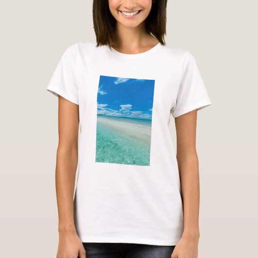 パラオの青い熱帯海の風景 Tシャツ (正面)