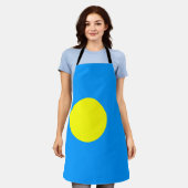 パラオ国旗 エプロン (着用した状態)