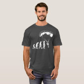 パラグライダーおもしろい進化パラグリクールングギフト Tシャツ (正面フル)
