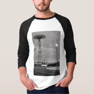 パラシュートの乗車 Tシャツ