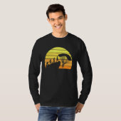 パラシュート進化レトロサンセットアート Tシャツ (正面フル)