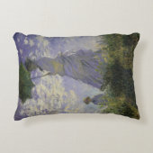 パラソルを持つ女性byクロード・モネ，ヴィンテージ・アート アクセントクッション (正面)