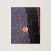 パラダイスリッジ越しの8月のスーパームーン ジグソーパズル (縦)