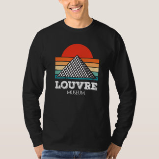 パリからの日の出 ルーブル美術館 フランスでの愛 Tシャツ