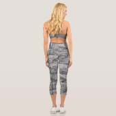 パリのお土産は白黒パターン カプリレギンス (裏面)