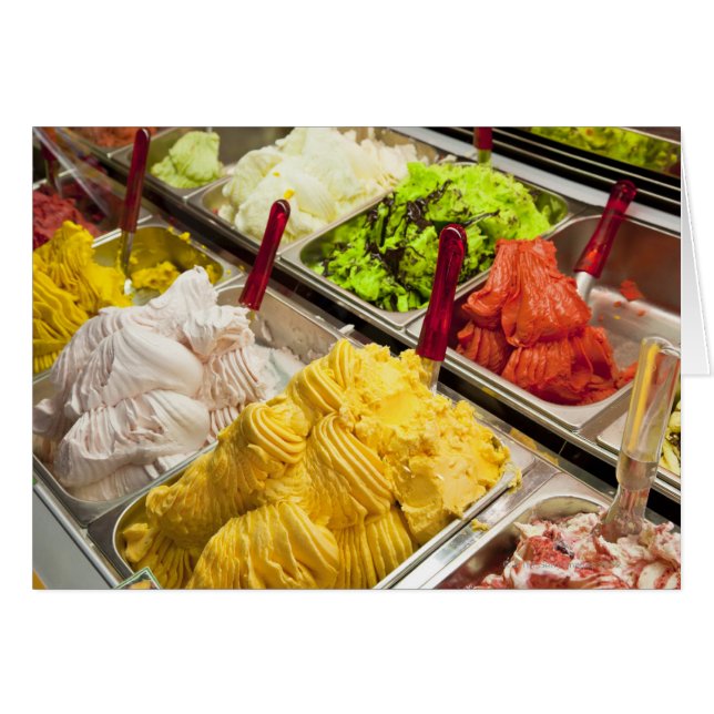 パリのアイスクリームの味 (正面横)