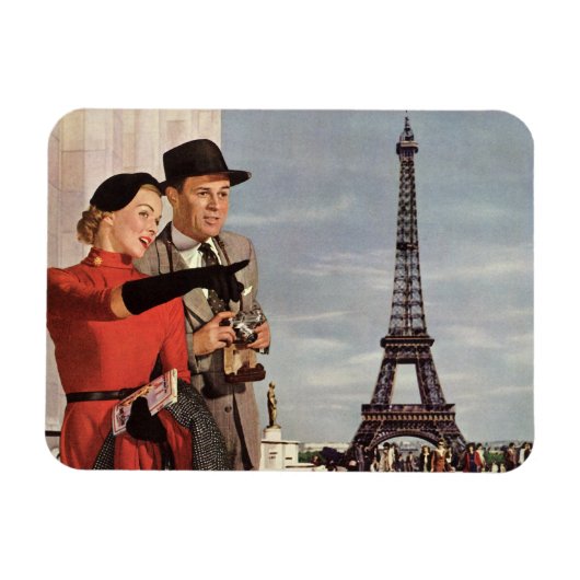 パリのエッフェル塔を訪れるビンテージの観光客 マグネット (横)