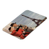 パリのエッフェル塔を訪れるビンテージの観光客 マグネット (左側)