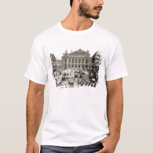 パリのオペラハウスの眺め、1890-99年 Tシャツ
