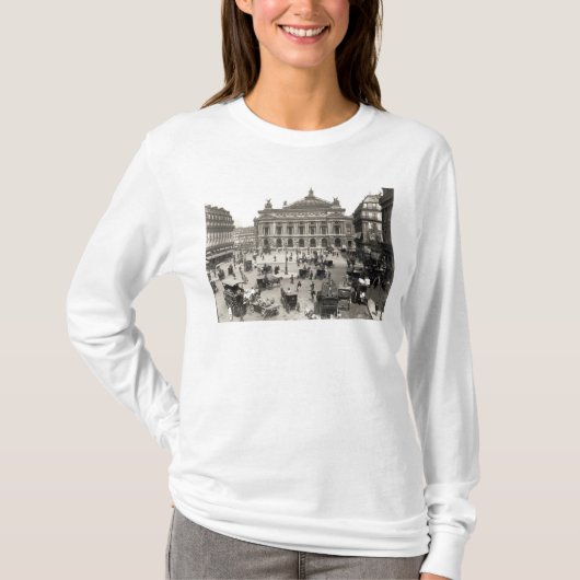 パリのオペラハウスの眺め、1890-99年 Tシャツ (正面)