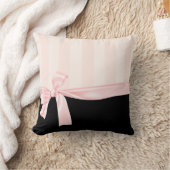 パリのガーリーなピンクのストライプ及び淡いピンクの弓 クッション (ブランケット)