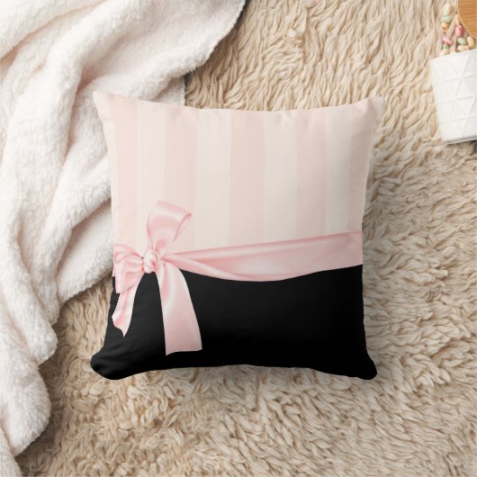 パリのガーリーなピンクのストライプ及び淡いピンクの弓 クッション (ブランケット)