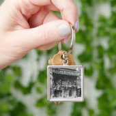 パリのキャバレーde 「l'Enfer」 キーホルダー (手)