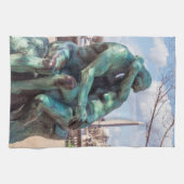 パリのチュイルリーでオーガスト・ロダンのキス キッチンタオル (横)