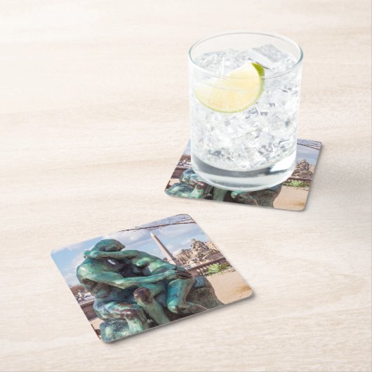 パリのチュイルリーでオーガスト・ロダンのキス スクエアペーパーコースター (インサイチュ)