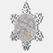 パリの旧式な地図 スノーフレークピューターオーナメント (右)