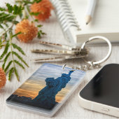 パリの自由の女神のレプリカに関する夕日 キーホルダー (正面右)