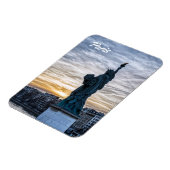 パリの自由の女神のレプリカの夕日 マグネット (左側)