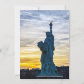 パリの自由の女神像の夕焼け 招待状 (正面)