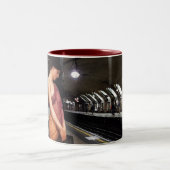 パリを待つ ツートーンマグカップ (中央)