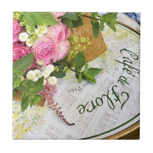 パリカフェセラミックタイル タイル (正面)