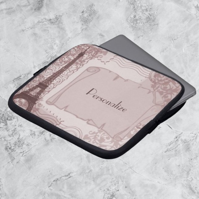 パリジャンピンクラップトップスリーブ ラップトップスリーブ (Pink Parisian Personalized Laptop Sleeve)