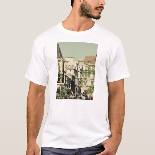 パリ、フランスののどかな建築のLe Marais Tシャツ (正面)