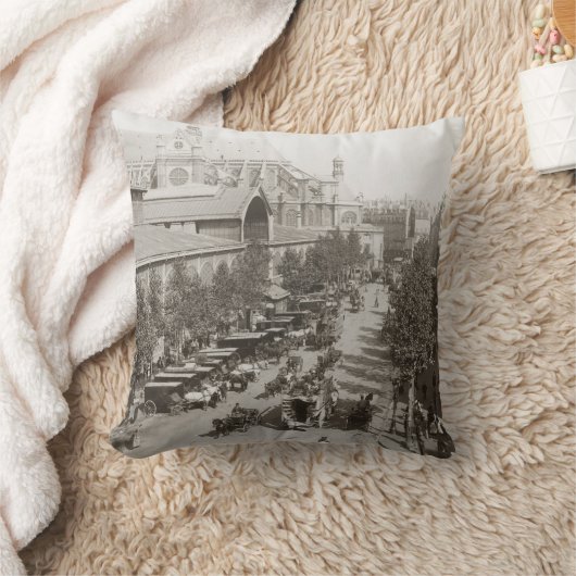 パリ: Les Halles、C1900 クッション (ブランケット)