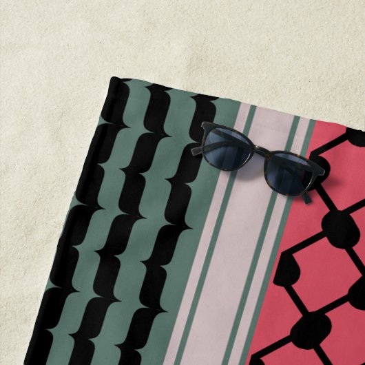 パレスチナのスイカハッタケフィエクフィヤフォーク ビーチタオル (インサイチュ)