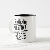 パレスチナはいつも私の黒の中に住む ツートーンマグカップ (正面左)