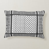 パレスチナ人クフィヤ黒白シェマグ アクセントクッション (裏面)