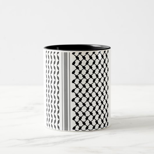 パレスチナ黒クフィヤマググ ツートーンマグカップ (中央)