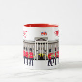 パレードパーソナライズされたの擲弾兵のガード マグカップ (中央)