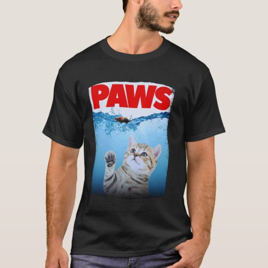 パロディー 猫がかわいいおびえたネズミを追う Tシャツ (正面)
