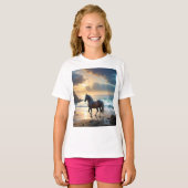 パロミノの馬はビーチに Tシャツ (正面フル)