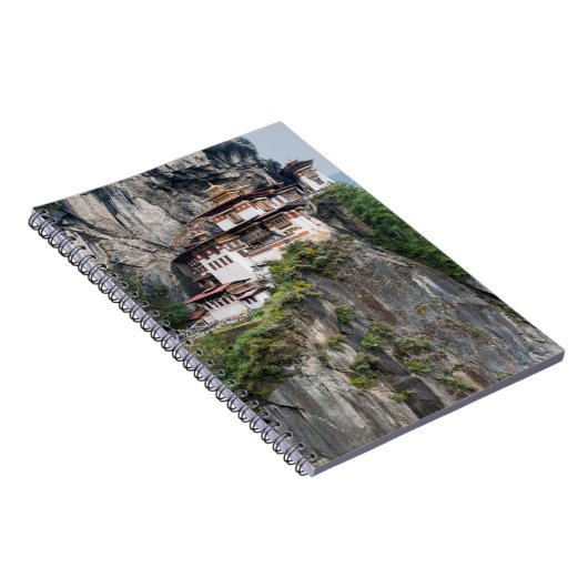 パロ・タッサン:タイガーの巣の修道院 – ブータン ノートブック (右側)