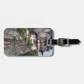 パロ・タッサン:タイガーの巣の修道院 – ブータン ラゲッジタグ (正面横)