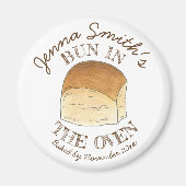 パンにオーブンのパンの夕食赤転がちゃんのシャワー マグネット (正面)