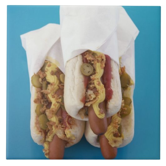 パンの3匹のホットドッグ タイル (正面)